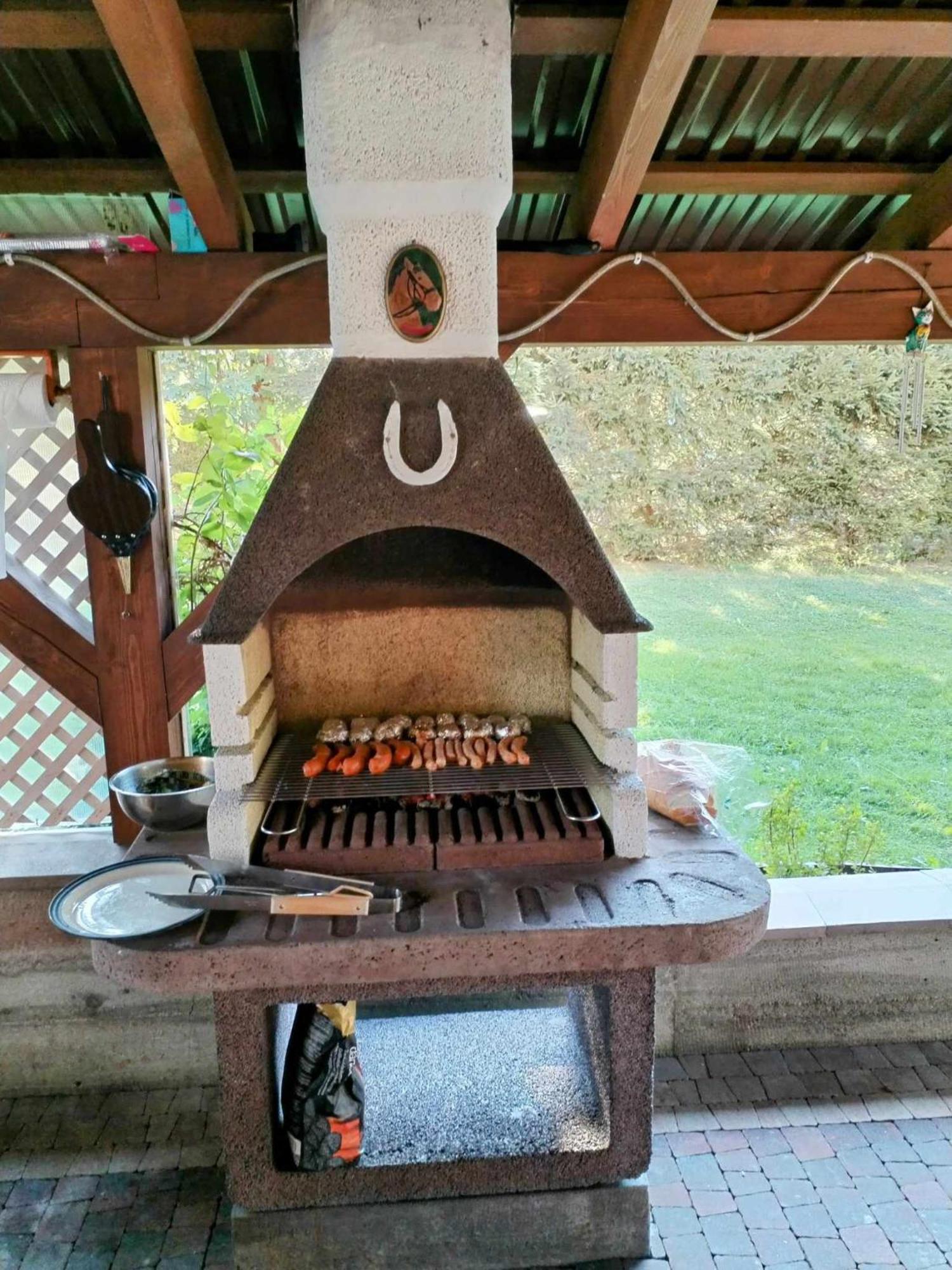 Pokoje Na Brzegu Lapsze Wyzne Exterior photo